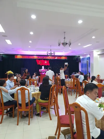 mi quảng hồng vân - 59 lê hồng phong, đà nẵng - nhà hàng chuyên phục vụ bữa sáng