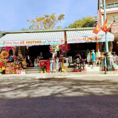 mini mart lê huỳnh - cửa hàng đồ bơi