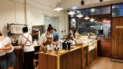momo kitchen bakery - cửa hàng bánh