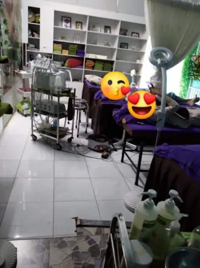 ngân spa - cửa hàng