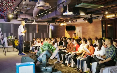 người bán hàng hạnh phúc - dịch vụ tiếp thị trên intenet người bán hàng hạnh phúc - dịch vụ tiếp thị trên intenet