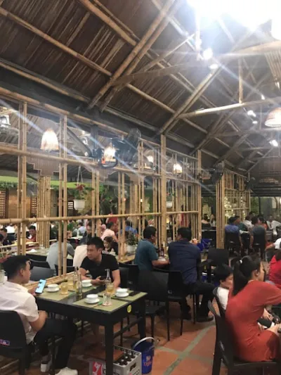 nhà hàng đà nẵng - ho xanh restaurant - nhà hàng