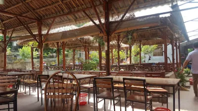 nhà hàng tre việt - nhà hàng