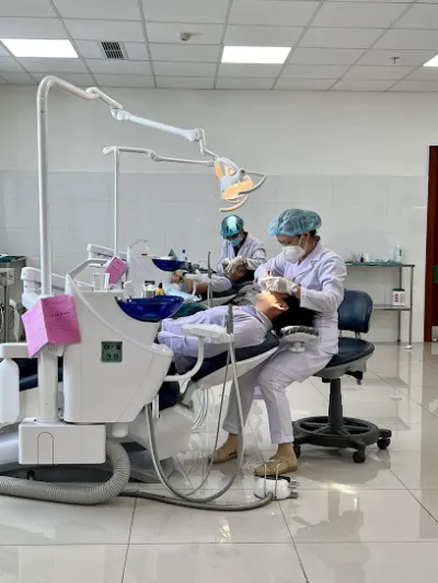 nha khoa lê dũng- đội ngũ bác sĩ giàu kinh nghiệm - bác sĩ