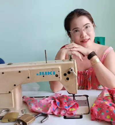 nhà may mây - thợ may