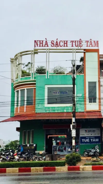 nhà sách tuệ tâm - hiệu sách