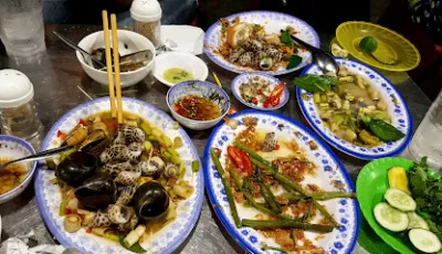 ốc ngon ninh bình - quán ăn nhỏ