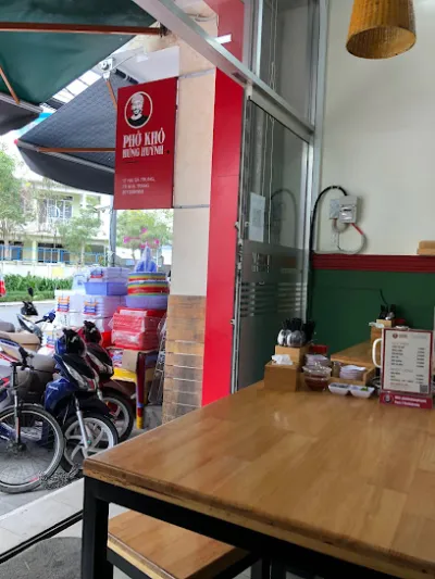 phở khô hưng huỳnh - quán ăn nhỏ
