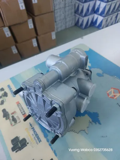 phụ tùng ô tô, xe tải, đầu kéo - cửa hàng phụ tùng xe ô tô