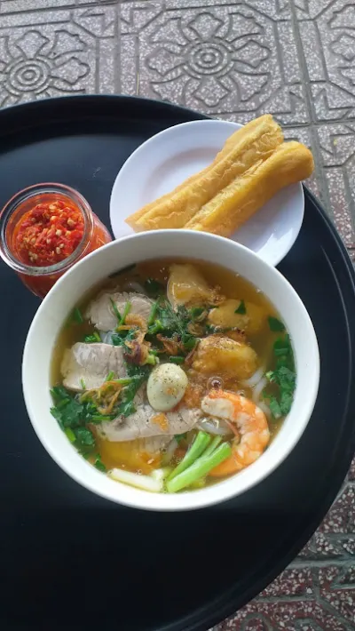 quán ăn điểm tâm sáng (6 ngày 6 món) và cơm trưa - quán ăn nhỏ