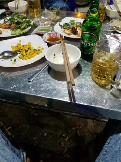 quán ăn ngô thị lý - gian hàng rong