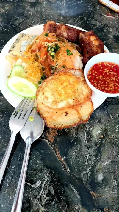 quán ăn -vinh cơm tấm - quán ăn nhỏ