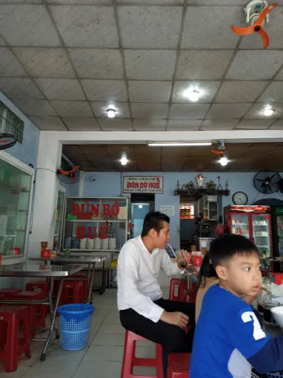 quán bà xuân bún bò huế - quán ăn nhỏ