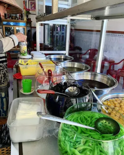 quán chè cô hồng 57 - quán cà phê