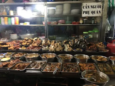 quán cơm bình dân cô bảy - nhà hàng