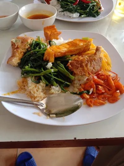 quán cơm - nam giang - quán ăn nhỏ