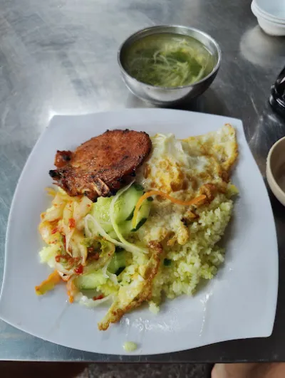 quán cơm tấm 173 - quán ăn nhỏ