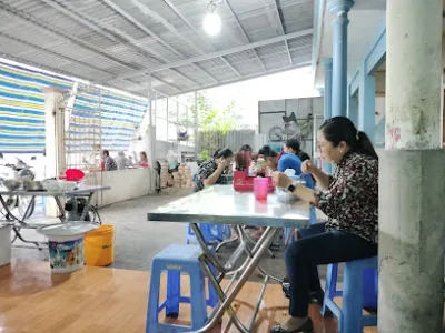 quán hủ tiếu tý nguyên - nhà hàng