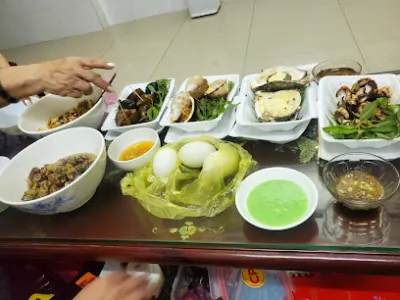 quán ốc bình dân - quán ăn nhỏ