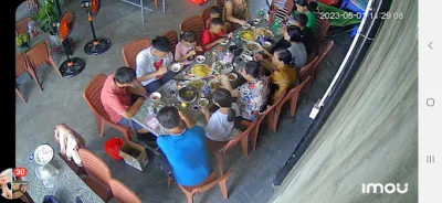 quán phố đêm - nhà hàng gia đình