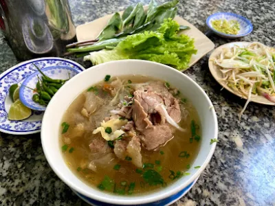 quán phở quỳnh - nhà hàng