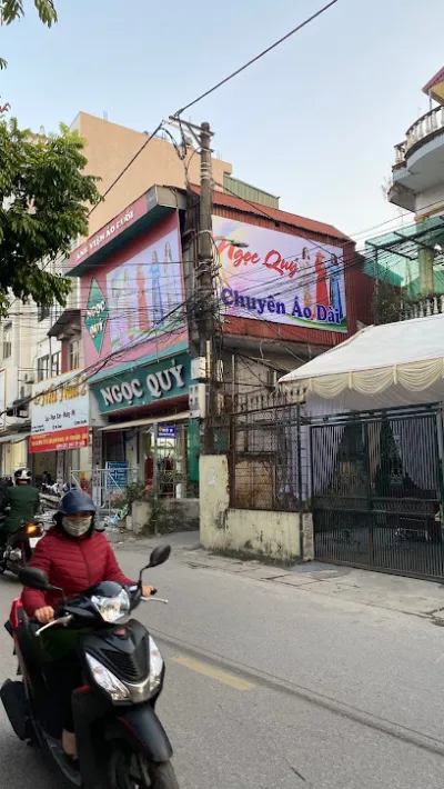 quảng cáo hoàng ngân - cửa hàng bán biển hiệu