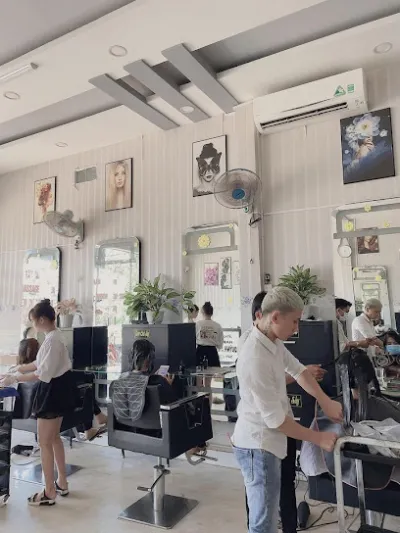 quỳnh siêu thị tóc - chuyên tạo mẫu tóc namnữ - tiệm cắt tóc quỳnh siêu thị tóc - chuyên tạo mẫu tóc namnữ - tiệm cắt tóc