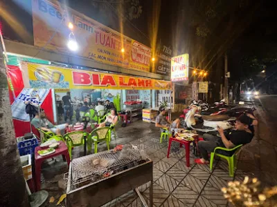 rửa xe bọt tuyết - bãi rửa xe ô tô