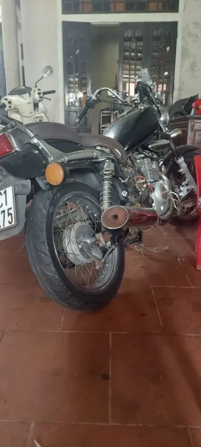 rửa xe bọt tuyết sửa xe quang - xưởng sửa chữa xe tay ga