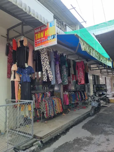 shop quần áo tân huệ - cửa hàng quần áo