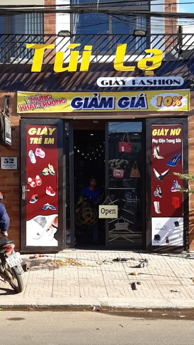 shop túi lạ - cửa hàng túi xách