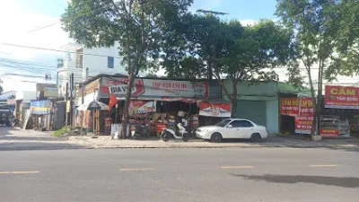 tap hoa chi ha - cửa hàng tạp phẩm