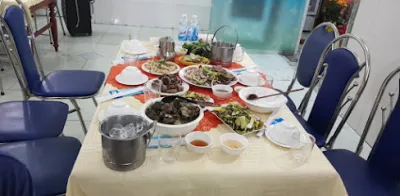 thế giới gà hải chung - nhà hàng