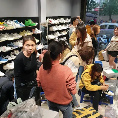 thư giày thể thao - cửa hàng giày dép