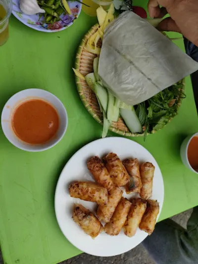 thủy chả cuốn đình làng - quán ăn nhỏ