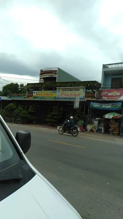 tiệm bánh tiến phát - tiệm bánh