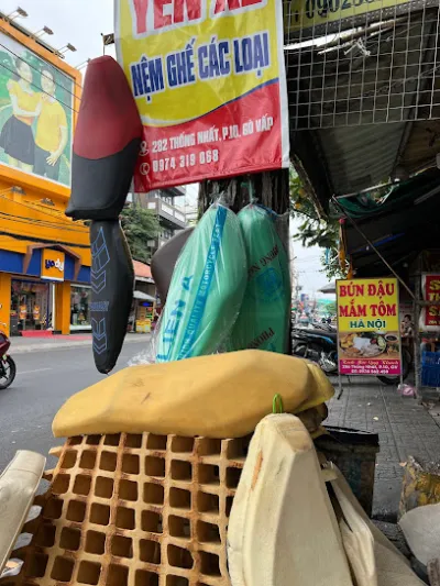 tiệm bọc yên xe duy tân kios 282 thống nhất phường 10 gò vấp ( hoạt động từ năm 2002) - cửa hàng sửa chữa xe máy