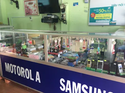 tiệm điện thoại - vi tính minh thông - cửa hàng