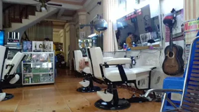 tiệm hớt tóc hồng quân - tiệm cắt tóc