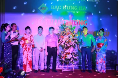 top cửa việt - kiến trúc sư