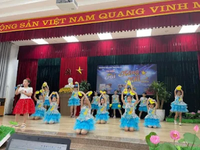 trang phục biểu diễn hiền dũng - make up - áo dài - studio - cửa hàng quần áo