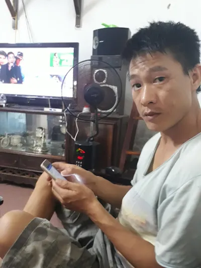 triệu thăng - phòng tập thể dục