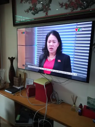 trung tâm điện tử điện lạnh bách khoa - dịch vụ sửa chữa tivi