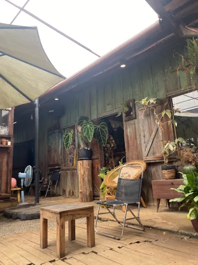 uh coffee shop  beer - quán cà phê