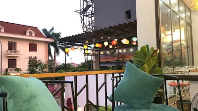 july coffee - quán cà phê