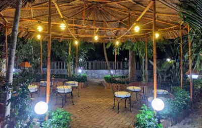 victoria riverside cafe - quán cà phê