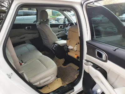 xe tự lái yến nhi - đại lý cho thuê xe ô tô