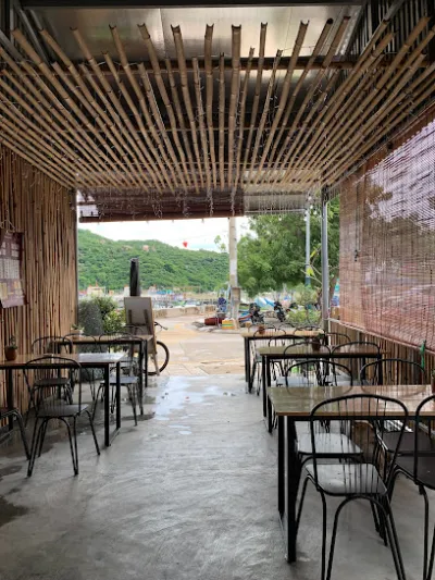 xứ quán - cafe pha máy - cơm trưa gia đình - quán cà phê