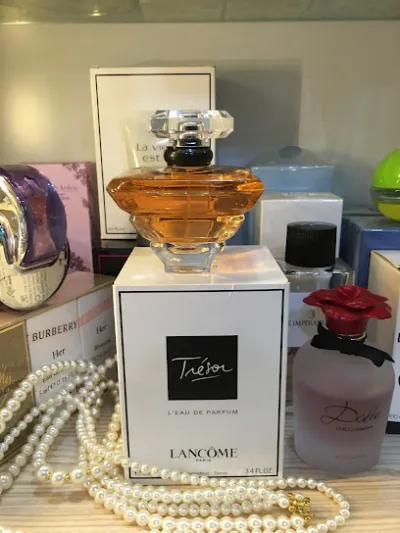 yến yến - thơm và đẹp - cửa hàng nước hoa