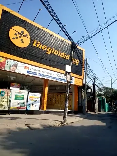 cửa hàng phụ kiện điện thoại di động